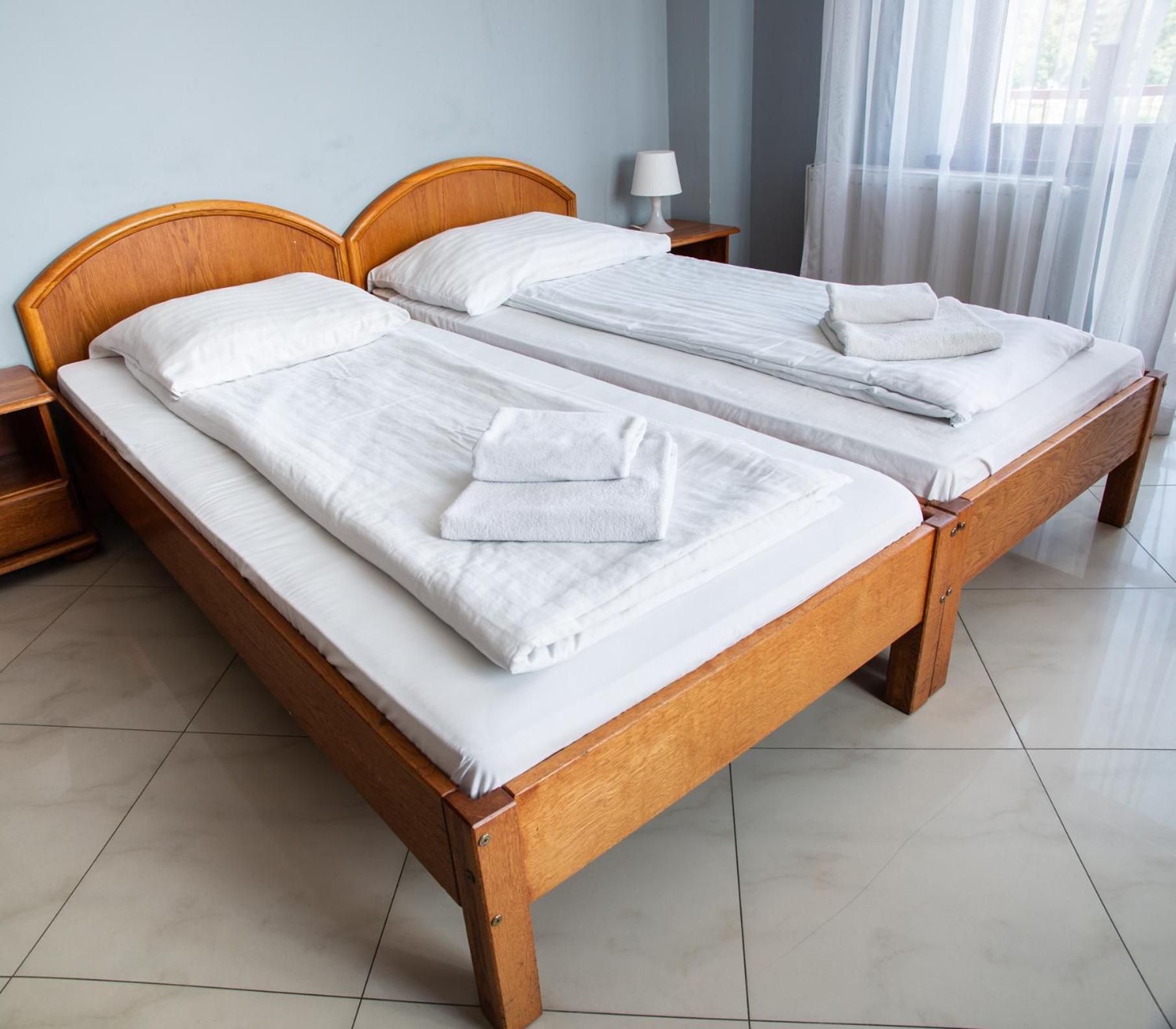 Perla Motel Leszno  Kültér fotó
